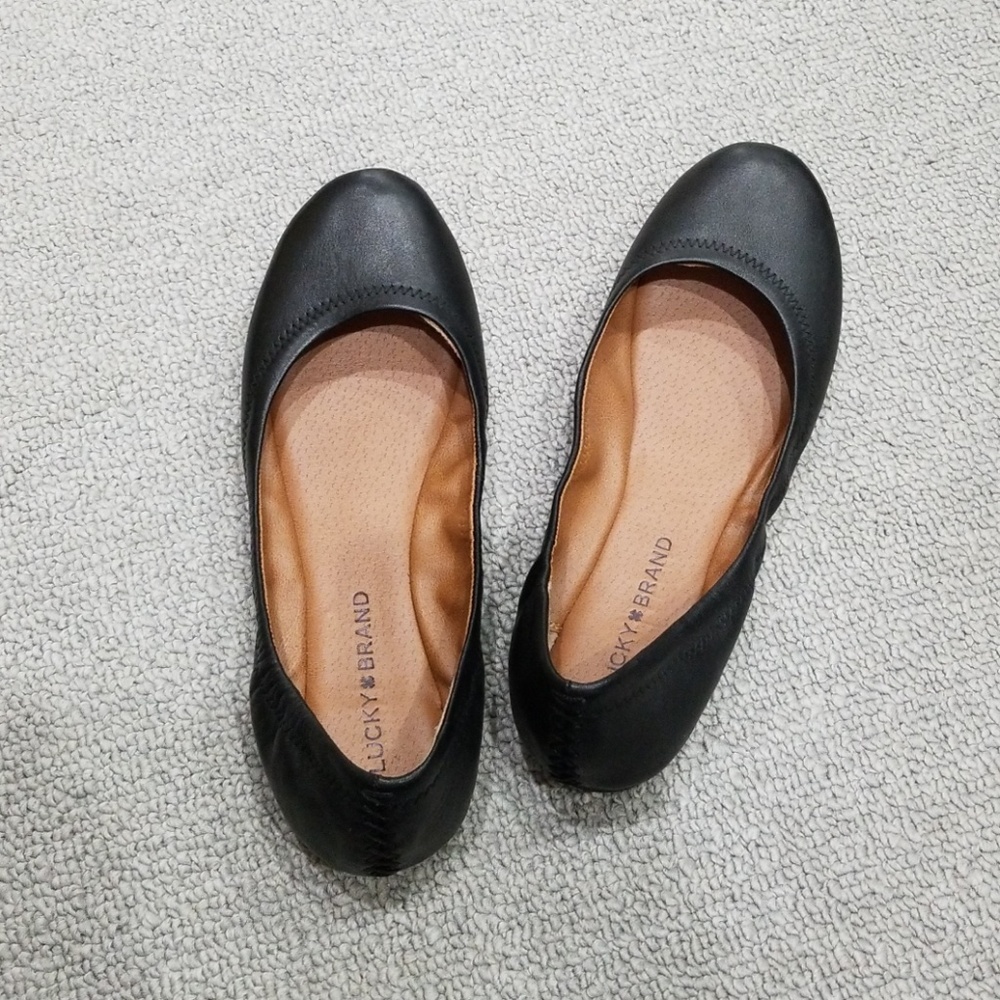 Lucky brand flats